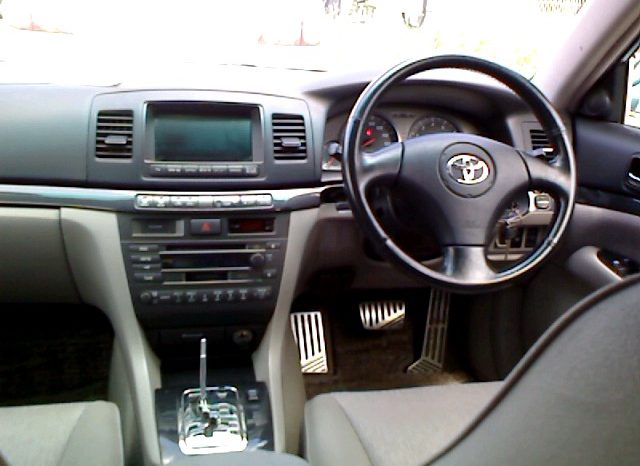 Toyota Mark-II Blit 2004 full